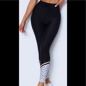 WhiteFoxBoutique x Sarah’s Day Activewear Leggings